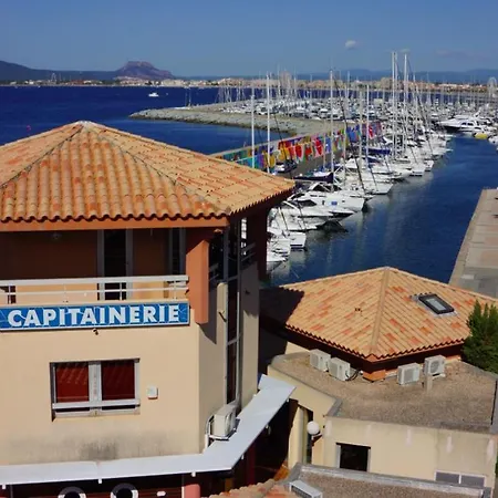 Grand F2 Quartier Les Plaines, Boulouris Proche Et Port Santa-lucia Apartamento *