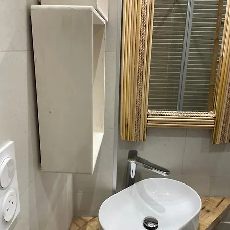 Grand F2 Quartier Les Plaines, Boulouris Proche Et Port Santa-lucia Сен-Рафаэль